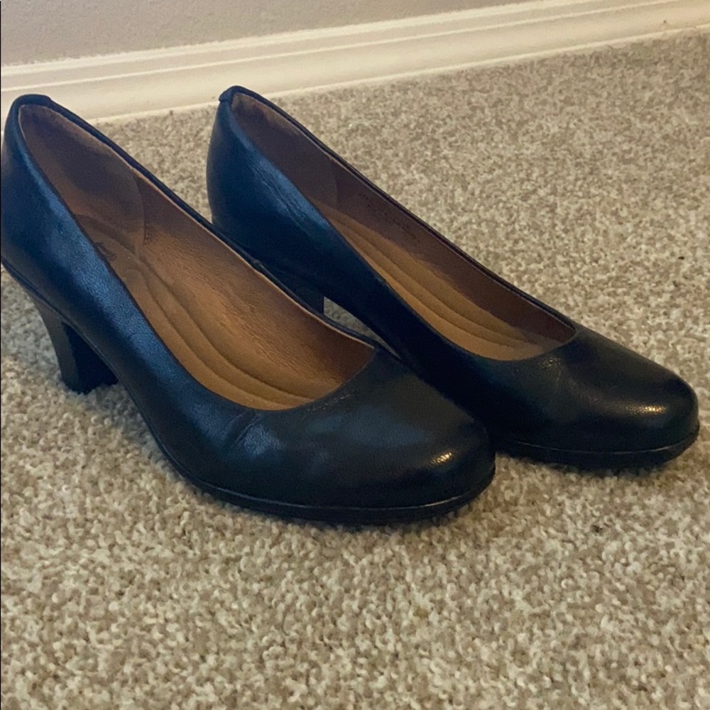Sofft Black Heels